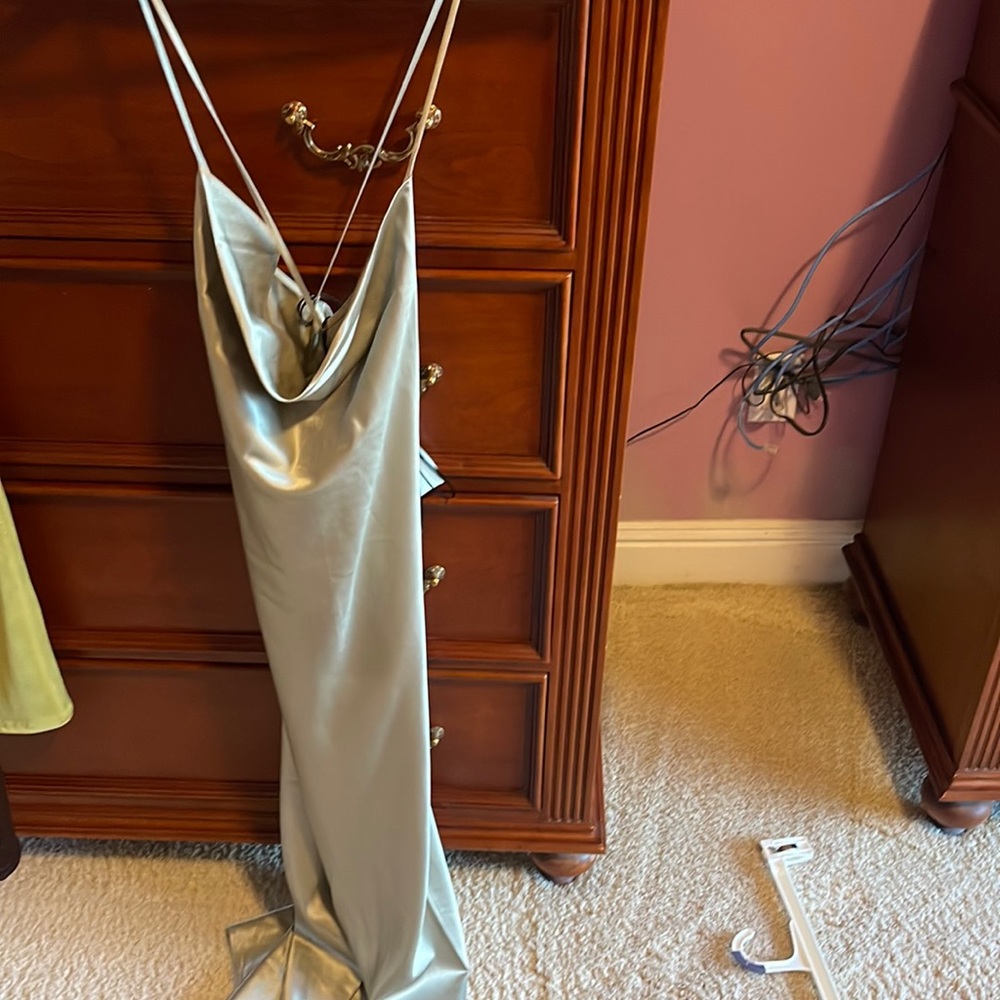 Green long dress! From h and m! Size medium!